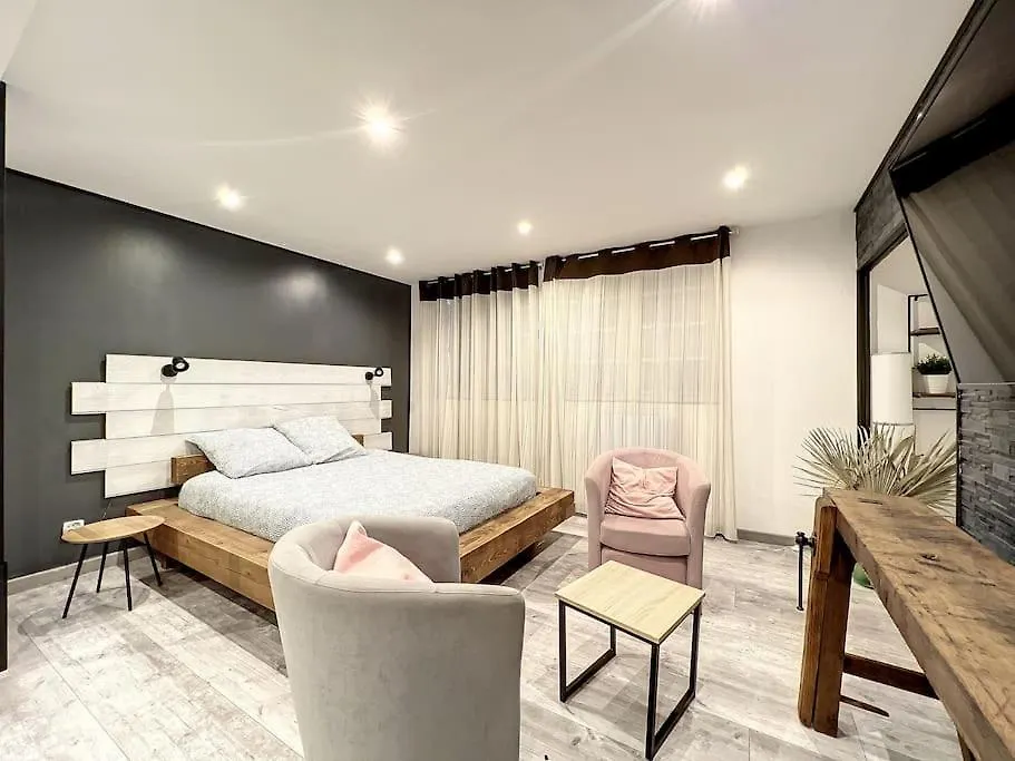 Dream Loft Jacuzzi - Sauna Brest Apartment